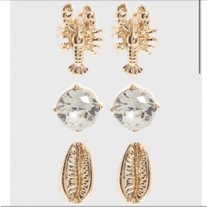 3 pairs Banana Republic gold tone earrings